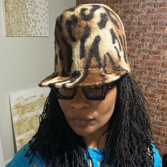Ashaka Givens 88 Cap Tiger Print - Picture 1 of 12